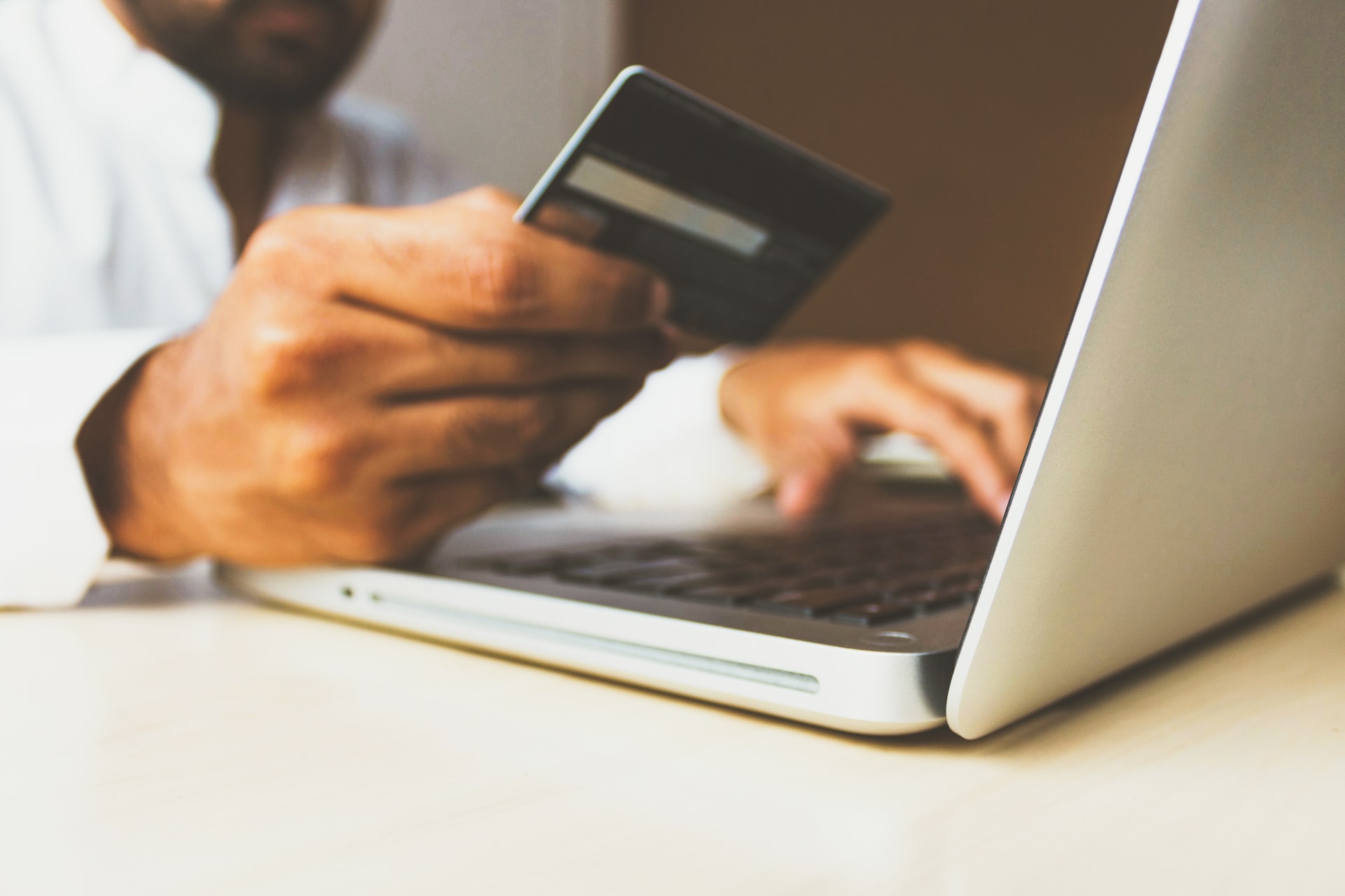 Five Reasons your Business should Accept Credit Cards