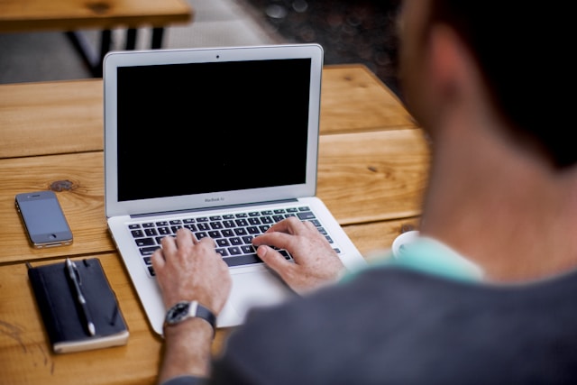 how to manage multiple merchant accounts
